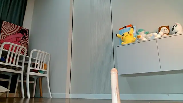 Snapshot of minji_snow chatting on 04-11-26, 01:26 minji snow online show from 04-11-26, 01:26