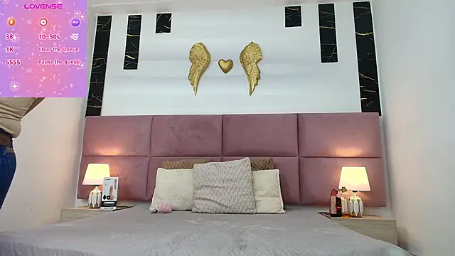 Snapshot of Zoe_aitanaa chatting on 03-02-26, 12:23 Zoe aitanaa online show from 03-02-26, 12:23