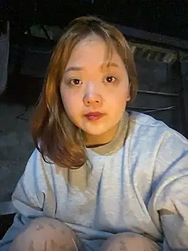 Snapshot of Samsam-006 chatting on 01-14-26, 02:06 Samsam-006 online show from 01-14-26, 02:06