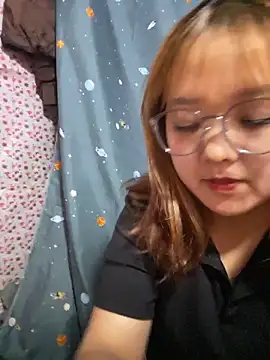 Snapshot of Samsam-006 chatting on 02-07-26, 05:44 Samsam-006 online show from 02-07-26, 05:44