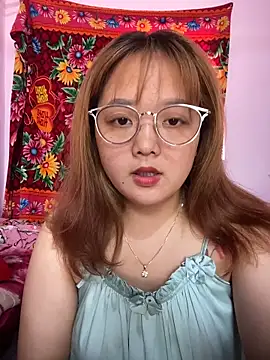 Snapshot of Samsam-006 chatting on 03-04-26, 07:14 Samsam-006 online show from 03-04-26, 07:14