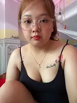 Snapshot of Samsam-006 chatting on 06-16-26, 06:38 Samsam-006 online show from 06-16-26, 06:38