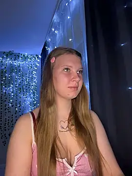 nelli lux  online show from 01-19-26, 12:03