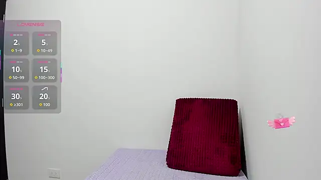 Snapshot of allysonn31 chatting on 12-16-25, 09:25 allysonn31 online show from 12-16-25, 09:25