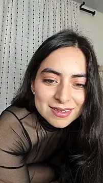 saasha Petit online show from 03-18-26, 11:57