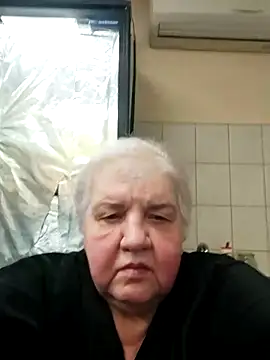 Snapshot of HapinessLovee chatting on 12-19-25, 07:59 HapinessLovee online show from 12-19-25, 07:59