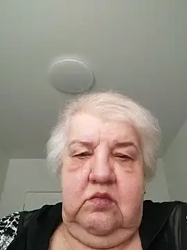 Snapshot of HapinessLovee chatting on 02-22-26, 09:19 HapinessLovee online show from 02-22-26, 09:19