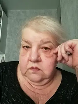 Snapshot of HapinessLovee chatting on 02-25-26, 10:36 HapinessLovee online show from 02-25-26, 10:36