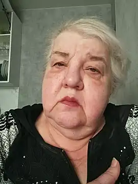 Snapshot of HapinessLovee chatting on 03-02-26, 10:33 HapinessLovee online show from 03-02-26, 10:33