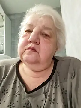 Snapshot of HapinessLovee chatting on 03-05-26, 10:11 HapinessLovee online show from 03-05-26, 10:11