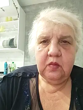 Snapshot of HapinessLovee chatting on 04-01-26, 03:09 HapinessLovee online show from 04-01-26, 03:09