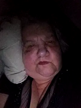 Snapshot of HapinessLovee chatting on 04-05-26, 11:57 HapinessLovee online show from 04-05-26, 11:57