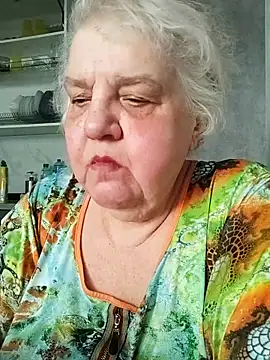 Snapshot of HapinessLovee chatting on 04-07-26, 06:25 HapinessLovee online show from 04-07-26, 06:25