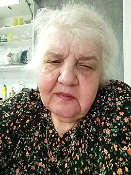 Snapshot of HapinessLovee chatting on 04-09-26, 10:42 HapinessLovee online show from 04-09-26, 10:42