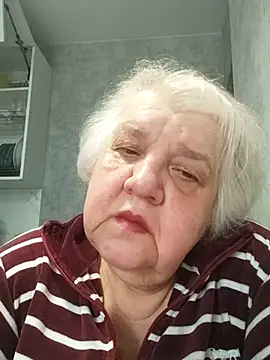 Snapshot of HapinessLovee chatting on 04-12-26, 05:45 HapinessLovee online show from 04-12-26, 05:45