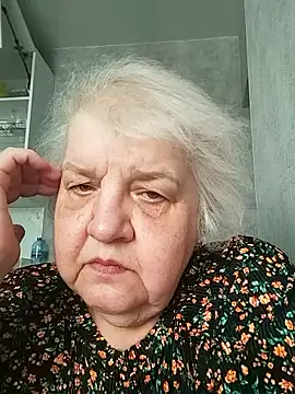 Snapshot of HapinessLovee chatting on 04-14-26, 06:41 HapinessLovee online show from 04-14-26, 06:41