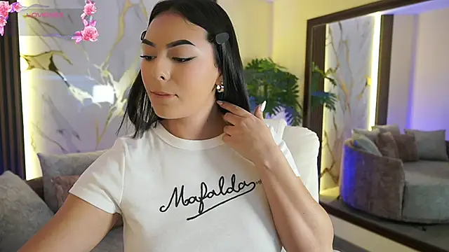 LiaWheeler online show from 12-05-25, 07:10