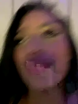 Snapshot of AlinaArgii chatting on 12-13-25, 07:53 AlinaArgii online show from 12-13-25, 07:53