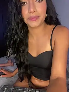 Snapshot of AlinaArgii chatting on 03-11-26, 08:26 AlinaArgii online show from 03-11-26, 08:26