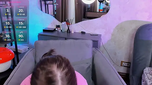 Snapshot of CharlesBurnett chatting on 02-12-26, 07:25 CharlesBurnett online show from 02-12-26, 07:25