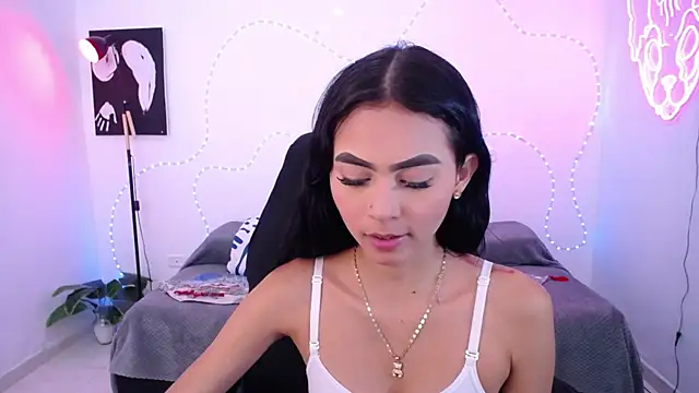 Snapshot of Sofia_tgn chatting on 01-08-26, 05:15 Sofia tgn online show from 01-08-26, 05:15