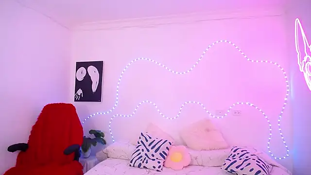 Snapshot of Sofia_tgn chatting on 03-09-26, 06:23 Sofia tgn online show from 03-09-26, 06:23