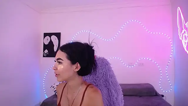 Snapshot of Sofia_tgn chatting on 04-09-26, 06:13 Sofia tgn online show from 04-09-26, 06:13