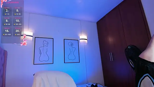 vaalentiino online show from 03-07-26, 06:54