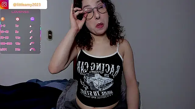 Snapshot of little__ammy chatting on 02-13-26, 10:28 little ammy online show from 02-13-26, 10:28