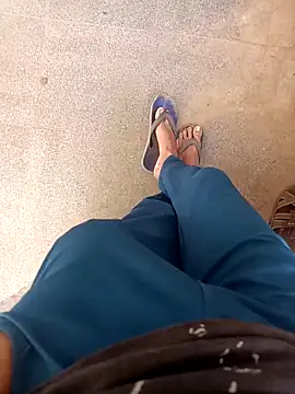 Snapshot of xhanm chatting on 12-21-25, 06:53 xhanm online show from 12-21-25, 06:53