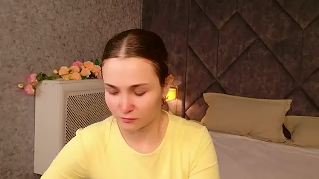 Lina Sinerz online show from 05-29-26, 03:43