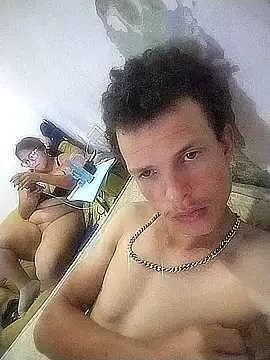 HotNMcouple online show from 12-05-25, 08:38