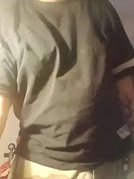 Snapshot of barbone15 chatting on 02-22-26, 11:09 barbone15 online show from 02-22-26, 11:09