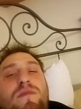 Snapshot of barbone15 chatting on 03-03-26, 01:45 barbone15 online show from 03-03-26, 01:45