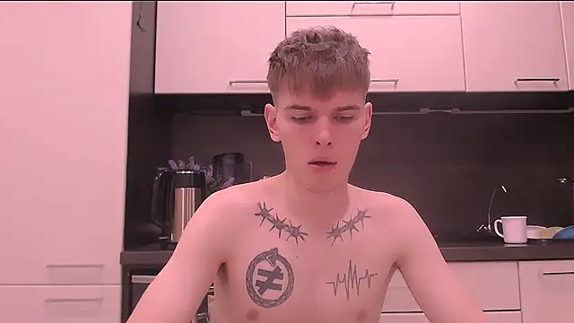 Fredd Xanders online show from 03-10-26, 05:51