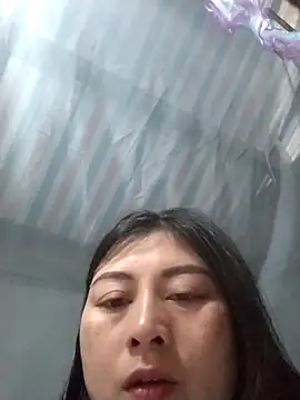 Snapshot of Paerl-sweet chatting on 12-16-25, 02:16 Paerl-sweet online show from 12-16-25, 02:16