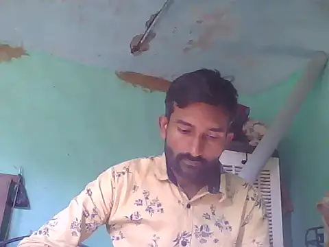 Snapshot of darkboy00011 chatting on 12-17-25, 10:10 darkboy00011 online show from 12-17-25, 10:10