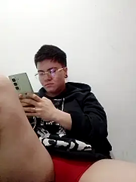 geminis xxx online show from 03-09-26, 03:32