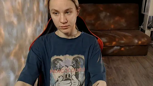 MiaBun1 online show from 04-20-26, 03:20