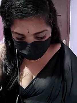 Snapshot of Shaksana-reddy chatting on 12-19-25, 07:32 Shaksana-reddy online show from 12-19-25, 07:32