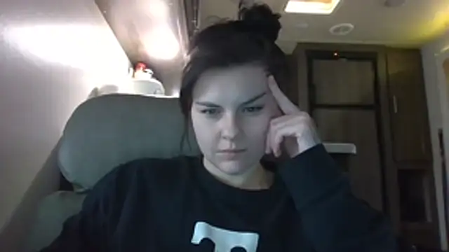 Demilcanaday online show from 12-05-25, 06:48