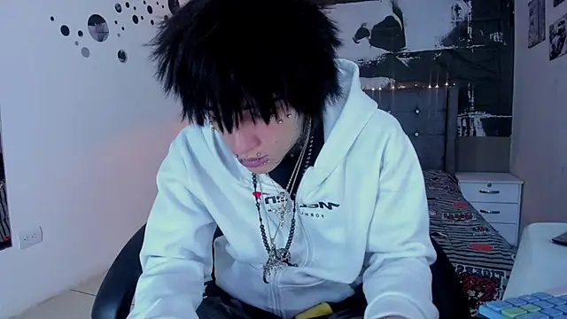 koryu skull online show from 02-05-26, 08:24