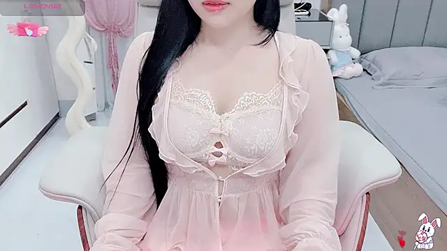 Snapshot of KellyCin chatting on 07-03-26, 04:13 KellyCin online show from 07-03-26, 04:13