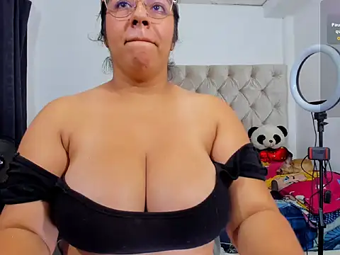 lulu parker online show from 03-27-26, 03:23