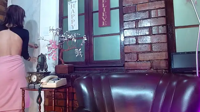 Sue Sparkle online show from 12-20-25, 07:10