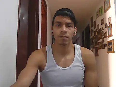 Snapshot of Patrick3_5556 chatting on 03-20-26, 12:21 Patrick3 5556 online show from 03-20-26, 12:21