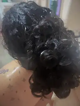 Snapshot of VanesssaMilf_ chatting on 01-13-26, 05:07 VanesssaMilf online show from 01-13-26, 05:07