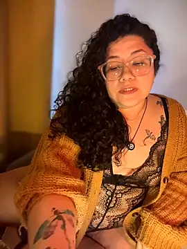 Snapshot of VanesssaMilf_ chatting on 02-01-26, 10:19 VanesssaMilf online show from 02-01-26, 10:19