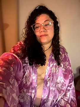 Snapshot of VanesssaMilf_ chatting on 02-26-26, 03:27 VanesssaMilf online show from 02-26-26, 03:27