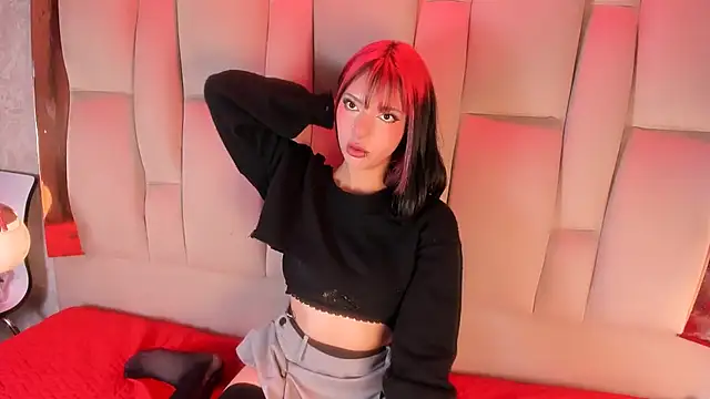 NamiMoon1 online show from 12-20-25, 12:56